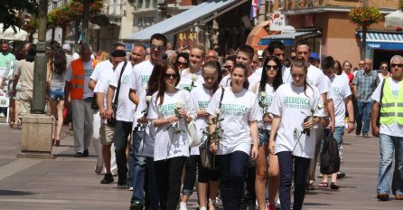 RIJEKA: Mimohod u spomen na srebreničku tragediju