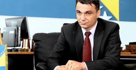 Sadik Ahmetović zatražio od RAK-a da sankcionira ATV i kablovske operatere