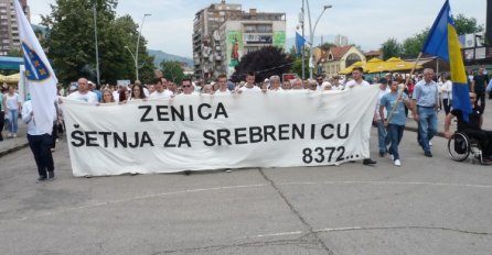 Zeničani mirnom šetnjom odaju počast žrtvama genocida