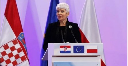 Jadranka Kosor pozvala FIFA-u da se prije utakmice između Hrvatske i Engleske sjeti Srebrenice