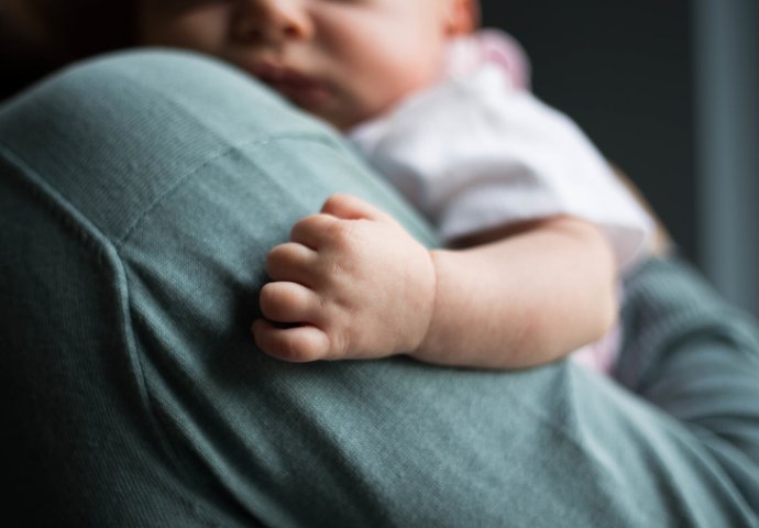 Majke ovo će vas spasiti: Evo kako da u 4 koraka ublažite bolne grčeve kod beba!