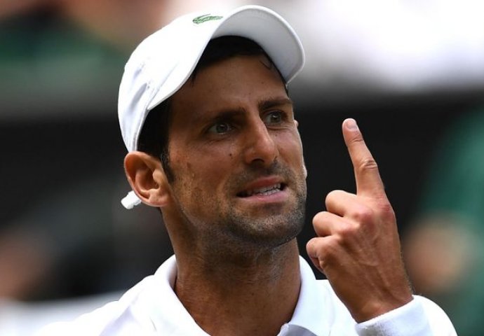 NOVAK SE SA NADALOM BORI ZA FINALE: A evo šta na tribinama radi Jelena!