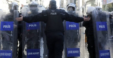 NAKON DVIJE GODINE:Turska ukida vanredno stanje