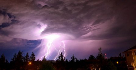 Žuto upozorenje za Hrvatsku: Za vikend pljuskovi i grmljavina