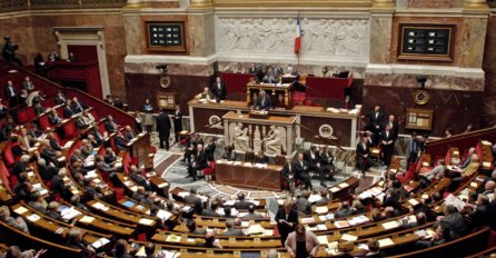 Francuski parlament: Zbog Macronovog nasilnog čuvara saslušat će se  ministar unutarnjih poslova