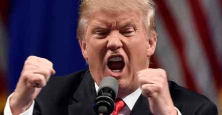 Trump napao bivšeg odvjetnika zbog snimke o isplati Playboyeve zečice