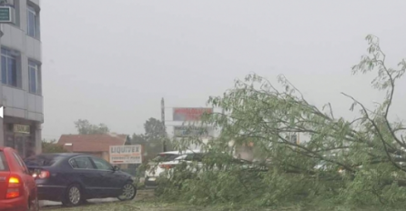 AKO STE KRENULI KA OVIM DIJELOVIMA ZEMLJE, PRIPREMITE SE NA STRPLJENJE: Obje saobraćajne trake blokirane