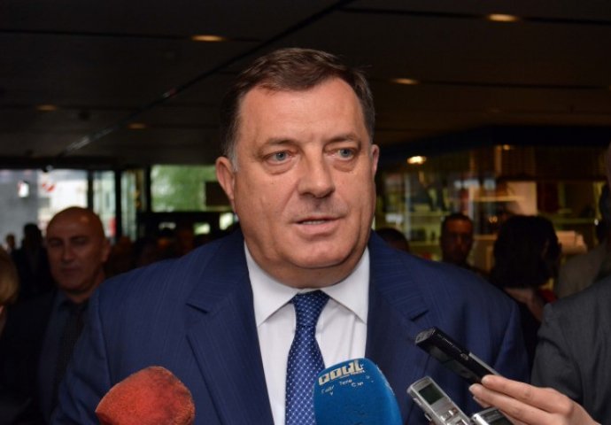 Dodik odgovorio Komšiću: 'On neka se bavi svojim narodom'