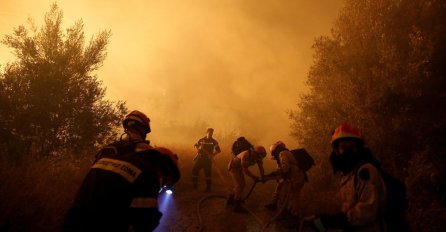 U Grčkoj 60 mrtvih u požarima