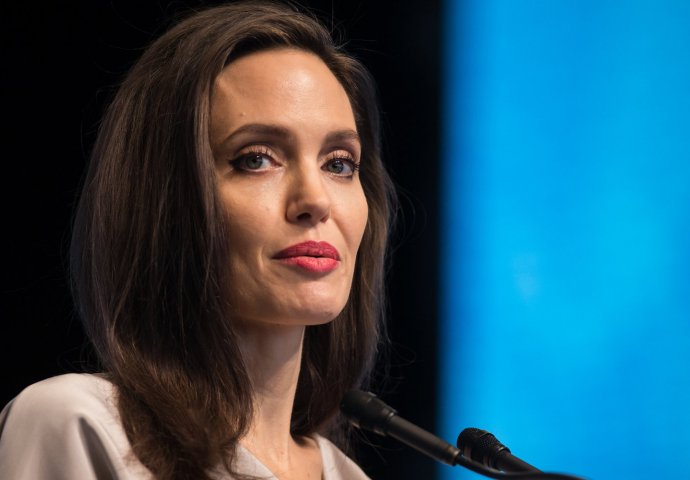 Angelina Jolie: Hatidža Mehmedović je bila posebna i neumorni tražitelj istine