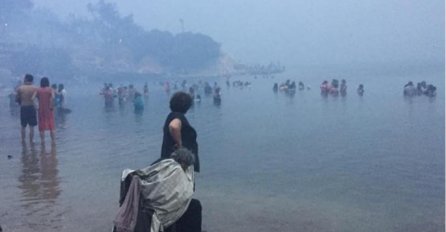 CRNO NEBO NAD GRADOM, LJUDI SKAČU U MORE: Proglašeno vanredno stanje, pogledajte katastrofalne prizore 