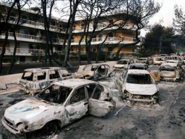 skynews-greece-wildfire-burnt-cars-mati-4369925