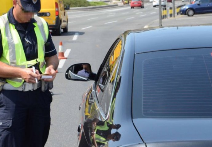 OVOG MUŠKARCA JE KAZNIO POLICAJAC, A ONDA MU JE ON POSLAO PISMO: Dobro pročitajte šta mu je napisao