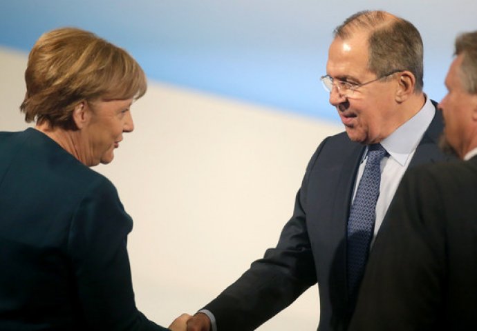 Angela Merkel i Sergej Lavrov na tajnom sastanku o povratku izbjeglica u Siriju