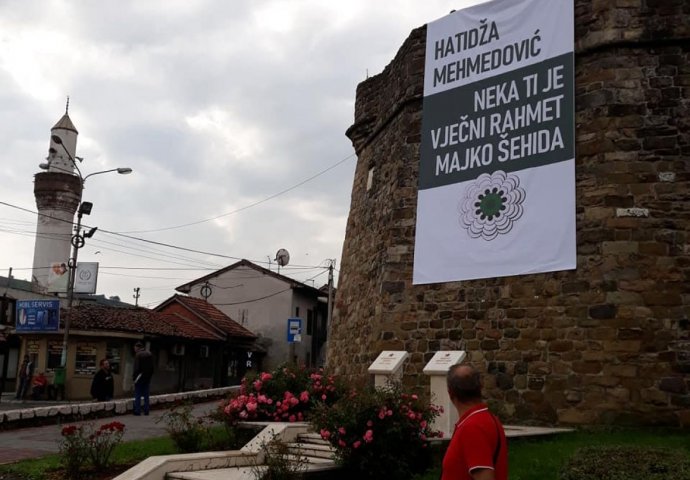 Oproštaj Novog Pazara od Hatidže Mehmedović: Vječni rahmet za majku šehida