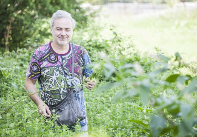 ČUVENI TRAVAR SA JUGA SRBIJE OTKRIO TRIK: PRSKANO POVRĆE prelijte ovim i izbaciće SVE OTROVE!