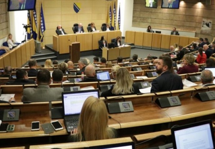 Dom naroda PSBiH - Pred delegatima više zakonskih prijedloga