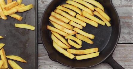 POREDAO JE POMFRIT U TAVU I DOBIO ČUDO: Milioni ljudi se kunu da nikad ništa UKUSNIJE nisu jeli!