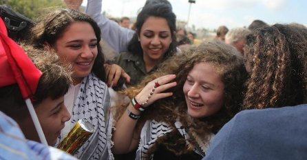 Palestinka Ahed Tamimi i njena majka oslobođene iz izraelskog zatvora