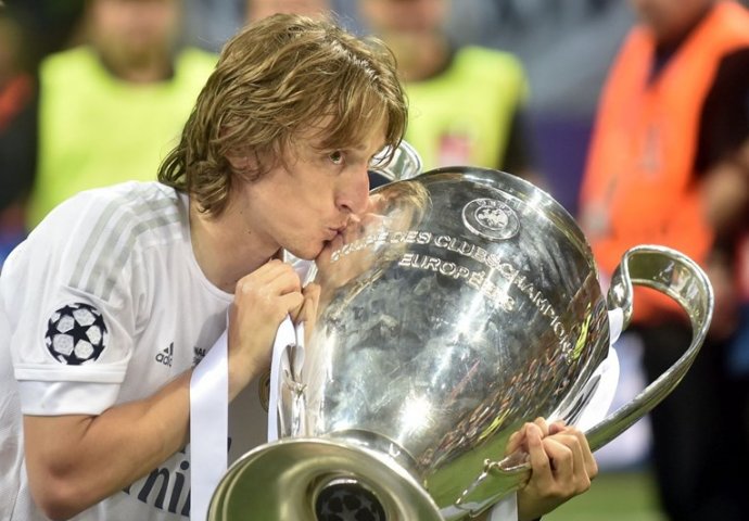 VELIKI PREOKRET: Luka Modrić napušta Real Madrid, poznata naredna destinacija!