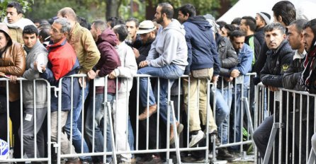 Bavarska uvodi centre za prihvat migranata