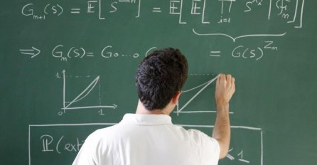 "Luda sam za profesorom matematike i život bih dala za njega"