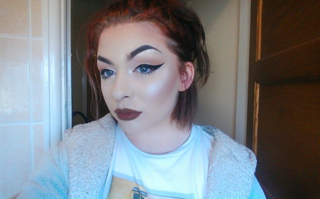 1-caters-soriasis-make-up-02-800x498