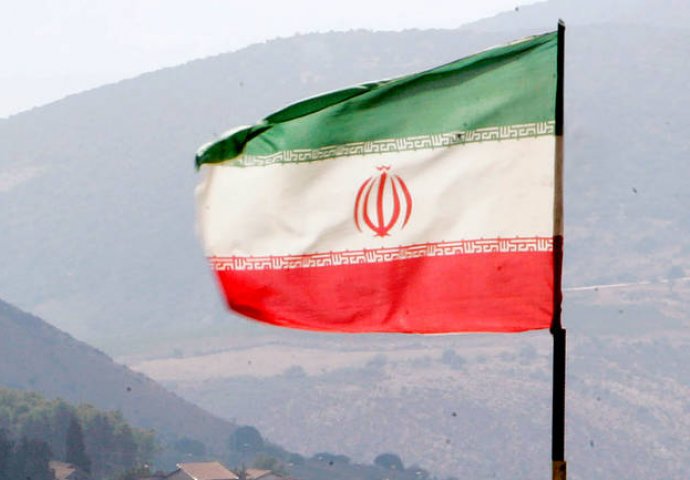 Iranci se pripremaju za nove ekonomske sankcije, čeka se plan protiv pada valute
