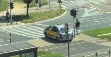 SNIMAK IZ BEOGRADA OBILAZI REGION: Ovakvu vožnju taksiste još niste vidjeli (VIDEO)