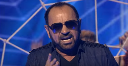 NJEGOVE PJESME SVI PJEVAMO, A NIKO NE ZNA NJEGOVO PRAVO IME: Pokušava da sakrije od javnosti, PLAKAT ĆETE OD SMIJEHA KAD ČUJETE