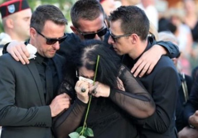 'KAD SU MI LANI REKLI DIJAGNOZU, JA SAM ZNALA': Emotivna ispovijest Vesne Dragojević, OTVORILA DUŠU PRVI PUT OD ODLASKA OLIVERA!