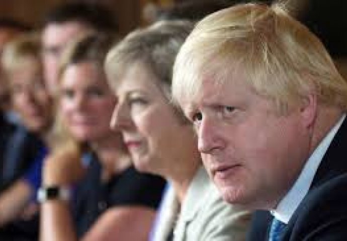 Johnson duboko žali što nije uspio izvesti Veliku Britaniju iz EU do 31. oktobra