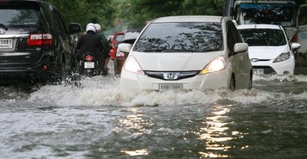 Nakon vrućina, Francuska se bori sa poplavama: 750 ljudi evakuisano