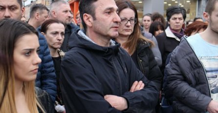 Davor je objasno, EVO KOJE DVIJE OPCIJE IMAMO: Na ove riječi Trgom su se prolomili zvižduci!