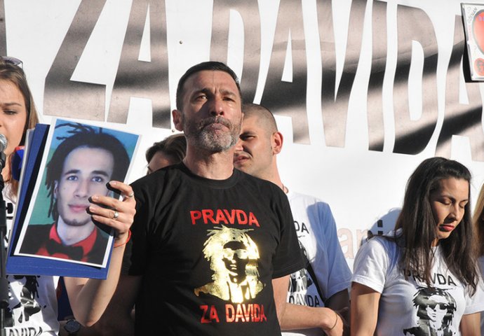 POKRET "PRAVDA ZA DAVIDA" IZDAO SAOPŠTENJE: "Tražimo da se omogući ljudima mirno okupljanje"