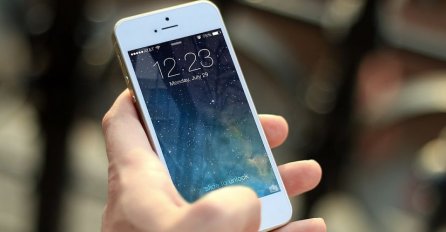 "Moja kćerka ima 16 godina i danas kada se vratila iz škole vidjela sam da ima novi mobitel" 