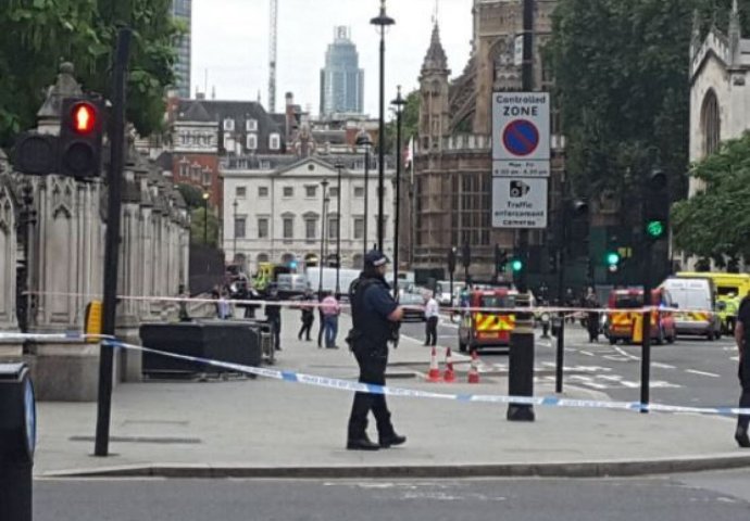 Policija smatra da je incident u Londonu terorizam