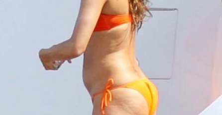 MUŠKARCI ŠIROM SVIJETA LUDE ZA NJOM, A ONA OVAKO IZGLEDA: Celulit na sve strane, ALI TO NIJE ONO NAJGORE!