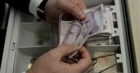 Turska lira neznatno je ojačala, ministar finansija danas se obraća investitorima