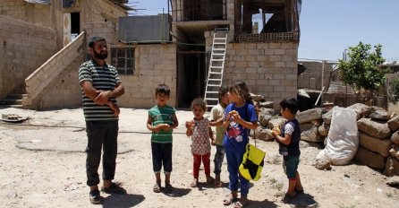 UN poslao 22 šlepera humanitarne pomoći stanovništvu u Idlibu