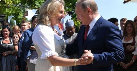 Austijskoj ministrici pozlilo na forumu u Alpbachu