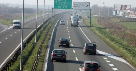 "Odem prvi put kod šofera-poznanika na kafu"