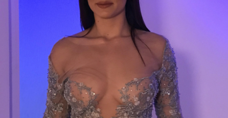 SRPSKA PJEVAČICA PJEVA TURSKIM MILIONERIMA: A kad vidite kakva se pojavila, bit će vam jasno zašto TURCI NISU SPAVALI CIJELU NOĆ