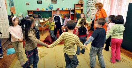 DJEČIJA PJESMICA "RINGE, RINGE, RAJA" KRIJE STRAŠNU PORUKU: Svi vole ovu pjesmicu, A ZAPRAVO JE VEOMA OPASNA! 