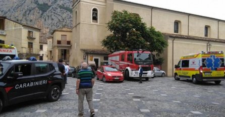  U poplavama na jugu Italije poginulo osam osoba