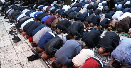 Klanjan bajram-namaz širom BiH