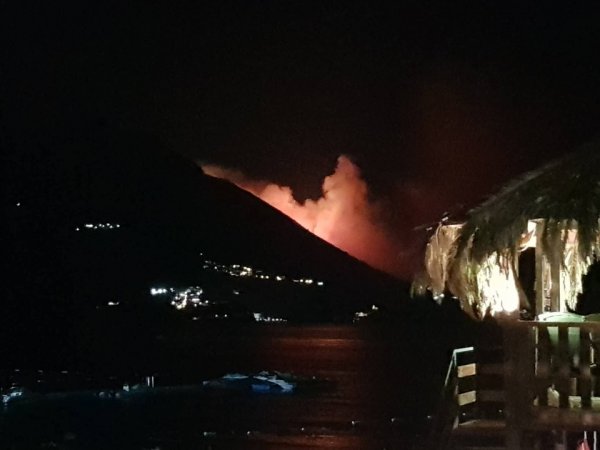 6d3f5679416fec9abd9e015cd237c78f