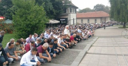 Centralna bajramska svečanost u Zenici održana u Čaršijskoj džamiji