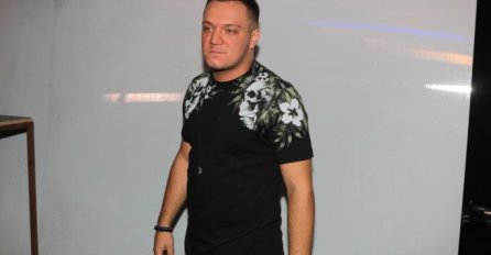 GASTOZ SE OŽENIO? DUPLA KRUNA OBJELODANIO LIJEPE VESTI, A EVO KAKO IZGLEDA PRSTEN KOJI NOSI! FOTO