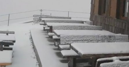 SLOVENIJA: Za vikend najavljeno i do pola metra snijega!